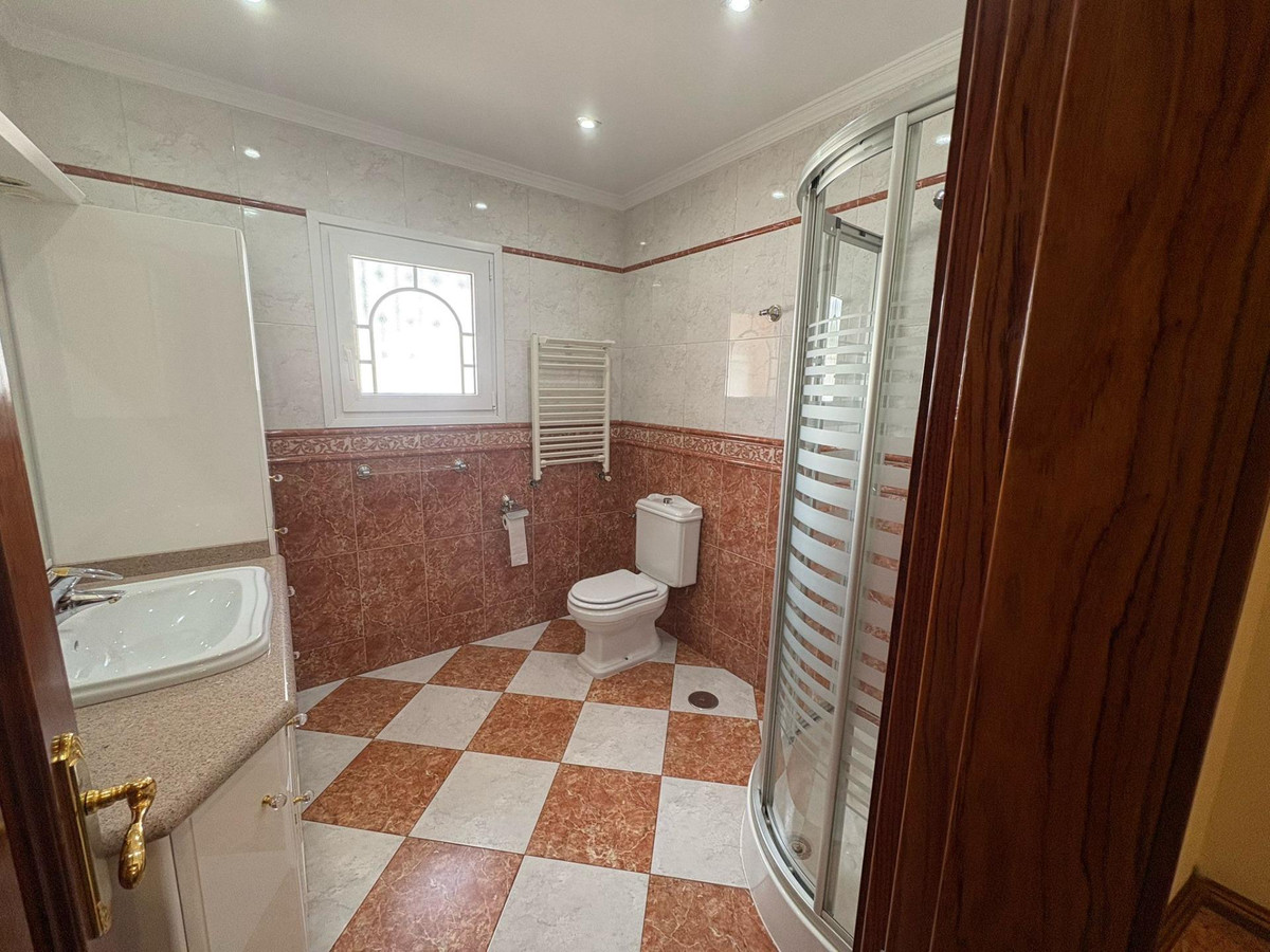 Vrijstaande Villa in Alhaurín de la Torre-31