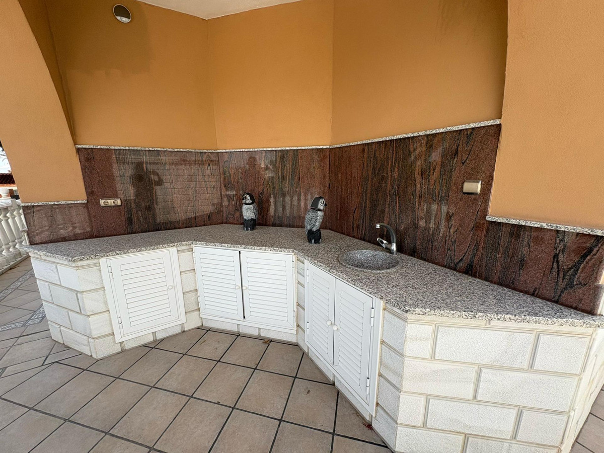 Vrijstaande Villa in Alhaurín de la Torre-6