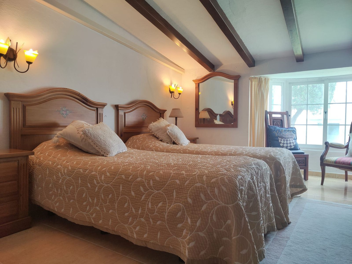 Property main view 42