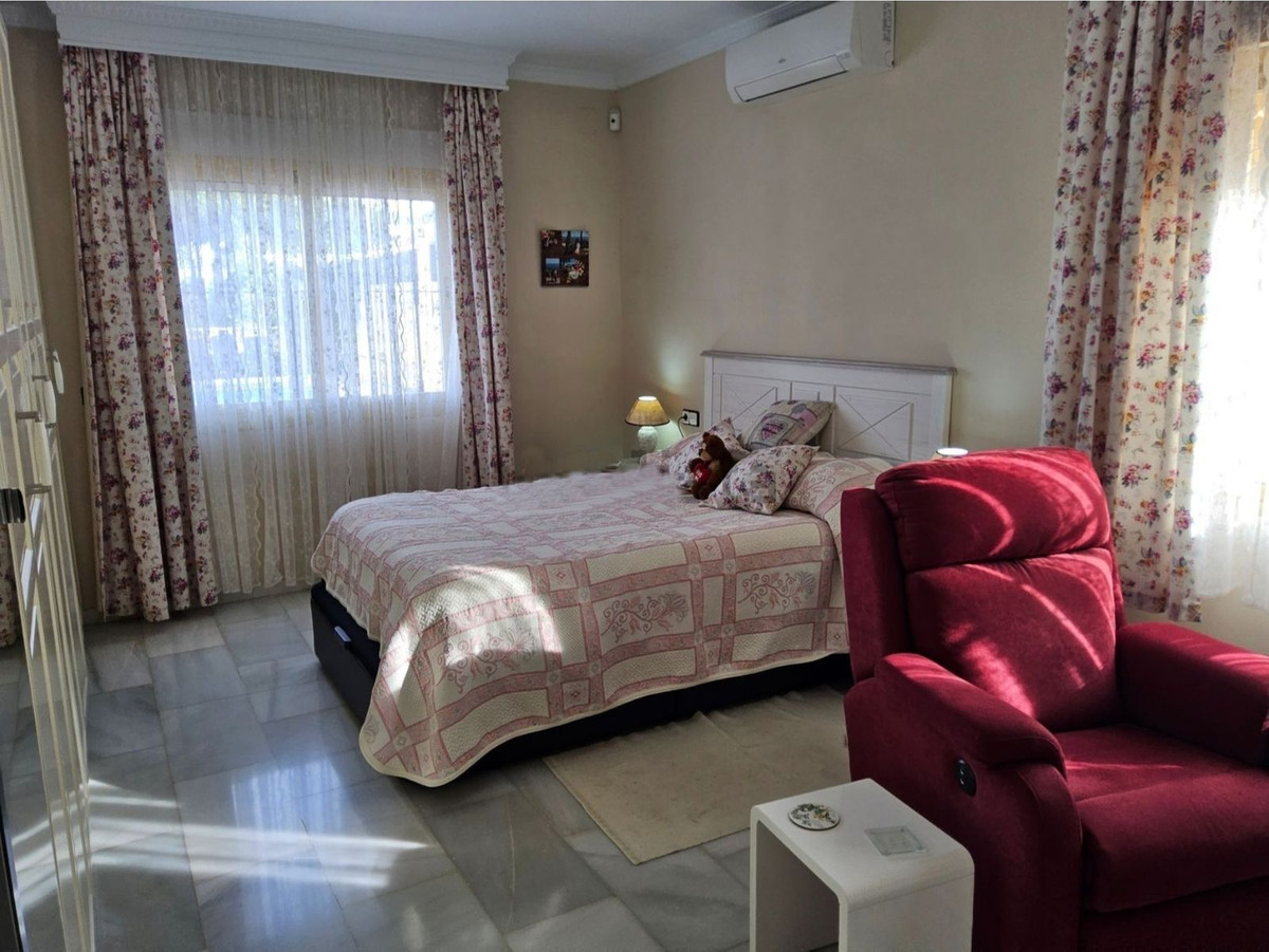 Vrijstaande Villa in Alhaurín de la Torre-17