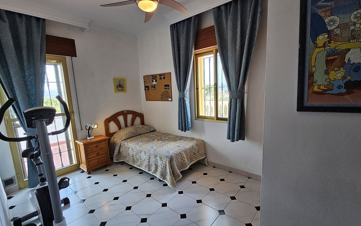 Vrijstaande Villa in Alhaurín de la Torre-21