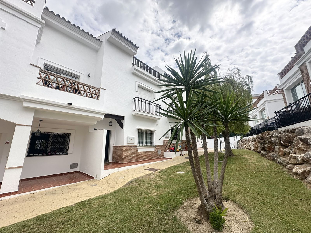 Huis te koop in Alhaurín de la Torre | 2 slaapkamers H5036299