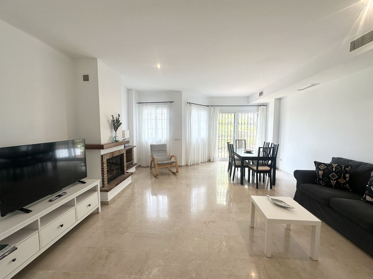 Huis te koop in Alhaurín de la Torre | 2 slaapkamers H5036299