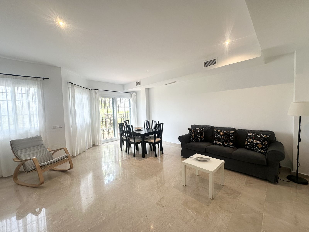 Huis te koop in Alhaurín de la Torre | 2 slaapkamers H5036299