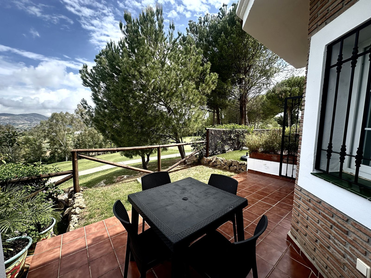 Huis te koop in Alhaurín de la Torre | 2 slaapkamers H5036299