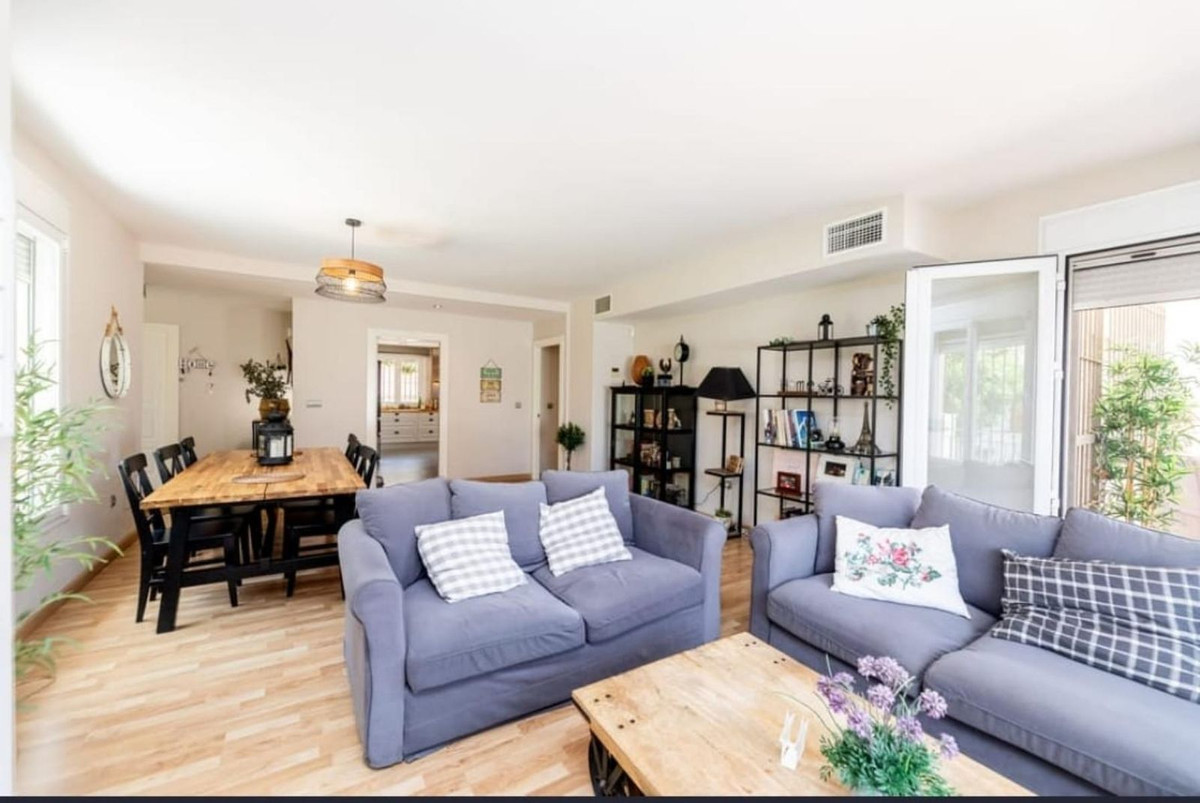House te koop in Alhaurín de la Torre | 6 slaapkamers H5055802