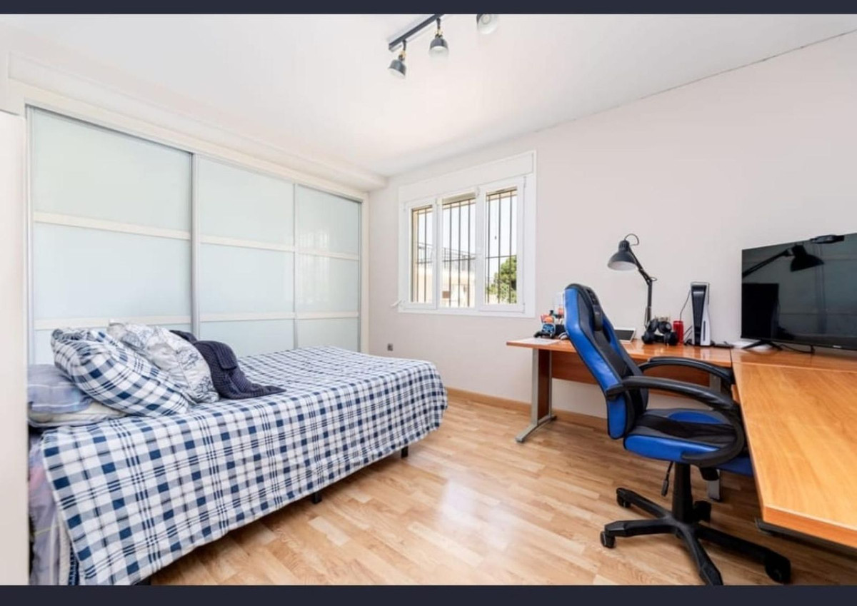 House te koop in Alhaurín de la Torre | 6 slaapkamers H5055802