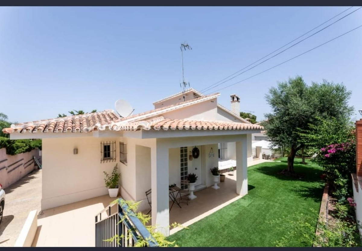 House te koop in Alhaurín de la Torre | 6 slaapkamers H5055802