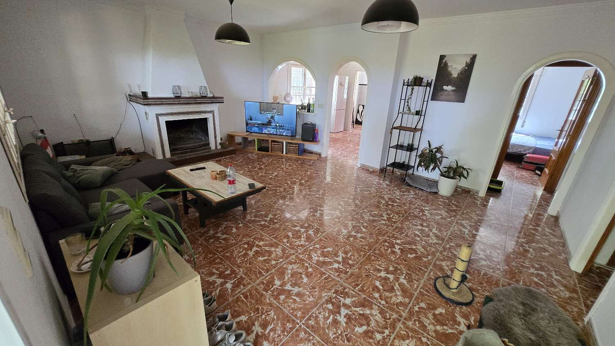House te koop in Alhaurín de la Torre | 6 slaapkamers H5075605