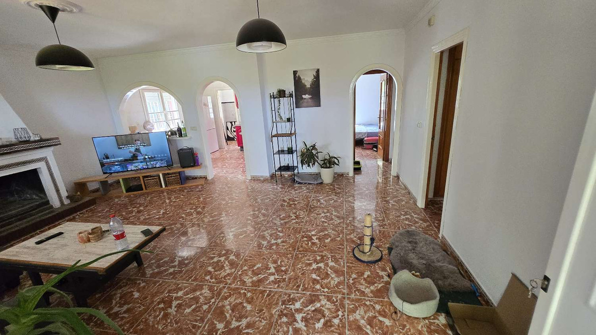 House te koop in Alhaurín de la Torre | 6 slaapkamers H5075605