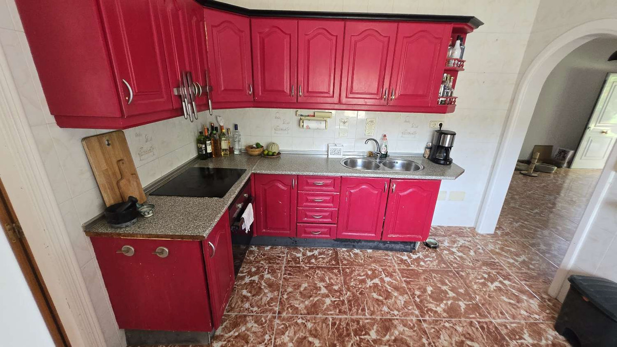 House te koop in Alhaurín de la Torre | 6 slaapkamers H5075605