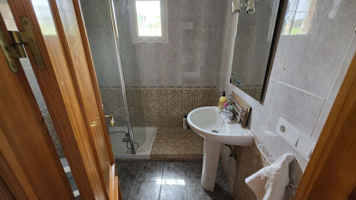 House te koop in Alhaurín de la Torre | 6 slaapkamers H5075605