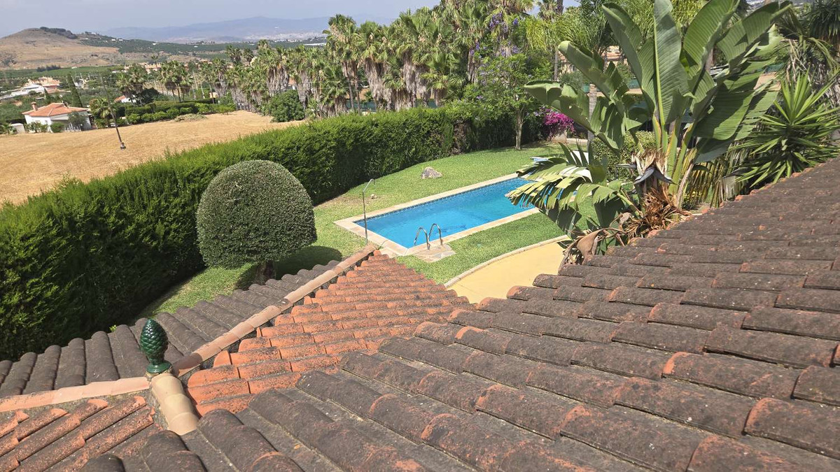 House te koop in Alhaurín de la Torre | 6 slaapkamers H5075605