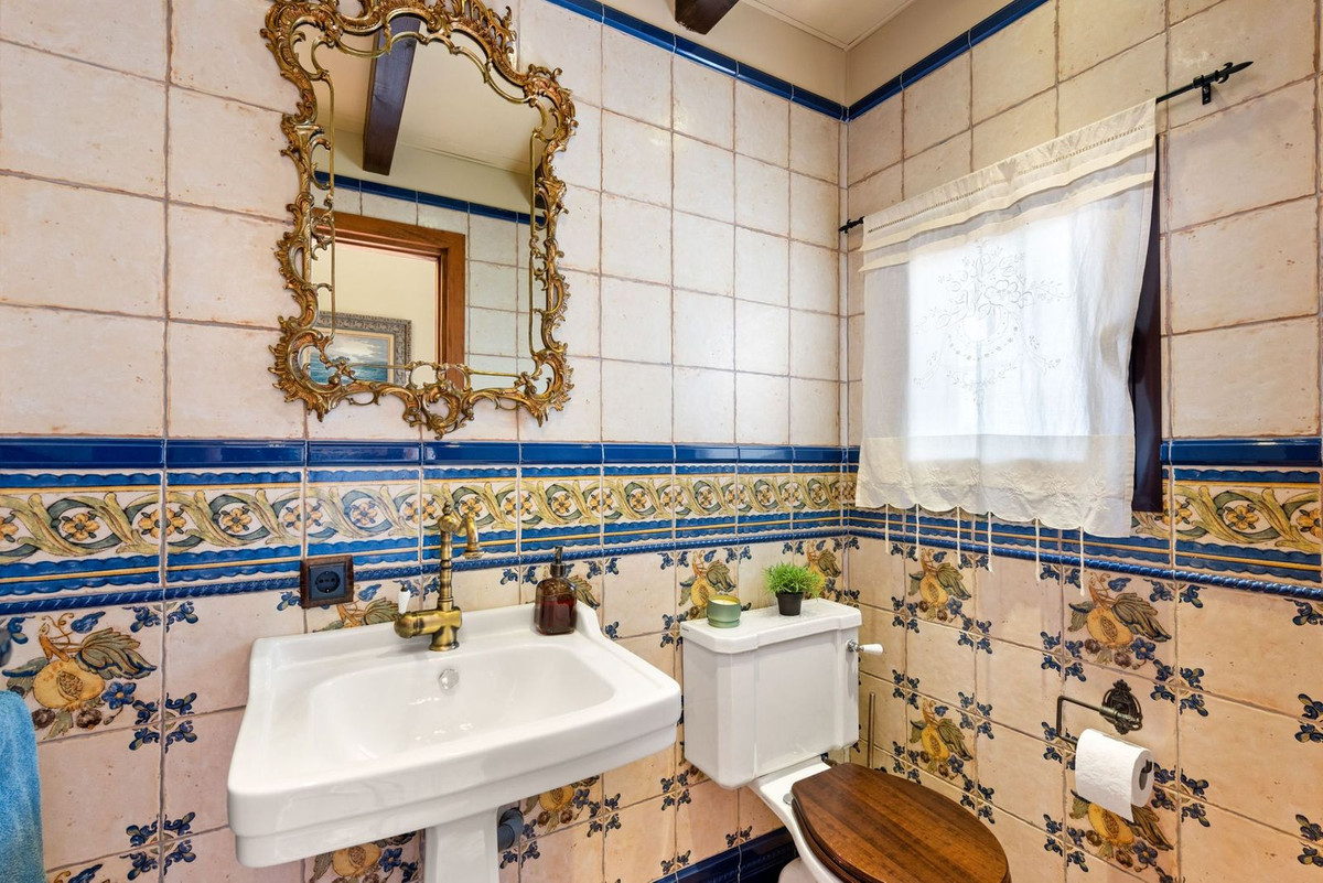 Huis te koop in Alhaurín de la Torre | 4 slaapkamers H5100988