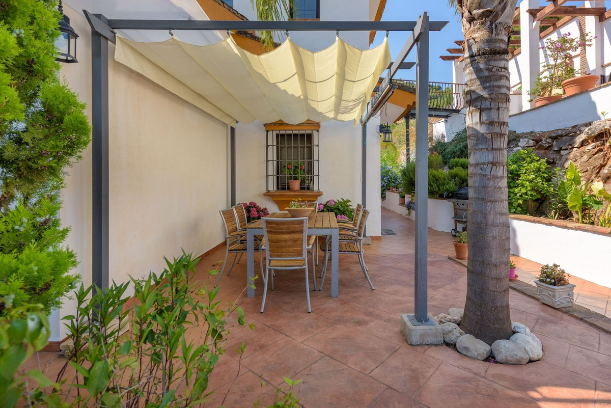 Huis te koop in Alhaurín de la Torre | 4 slaapkamers H5100988