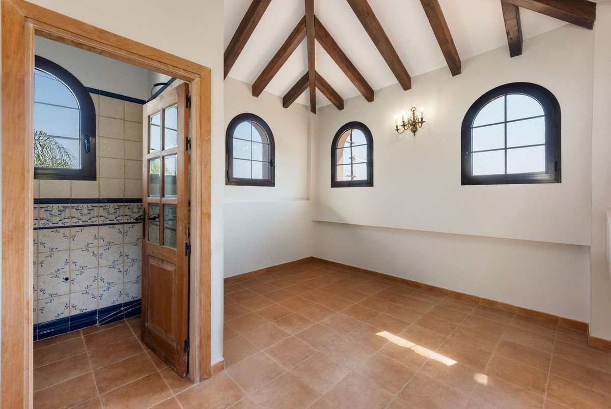 Huis te koop in Alhaurín de la Torre | 4 slaapkamers H5100988