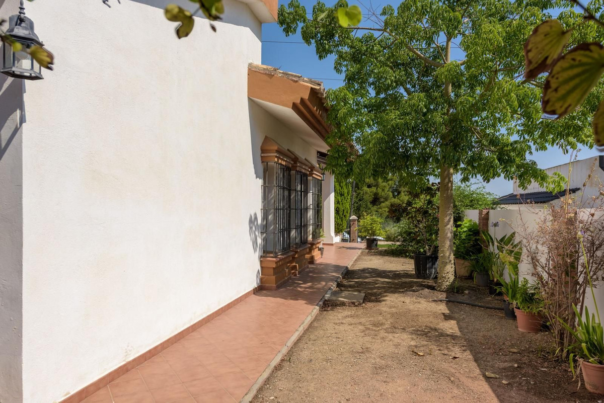 Huis te koop in Alhaurín de la Torre | 4 slaapkamers H5100988