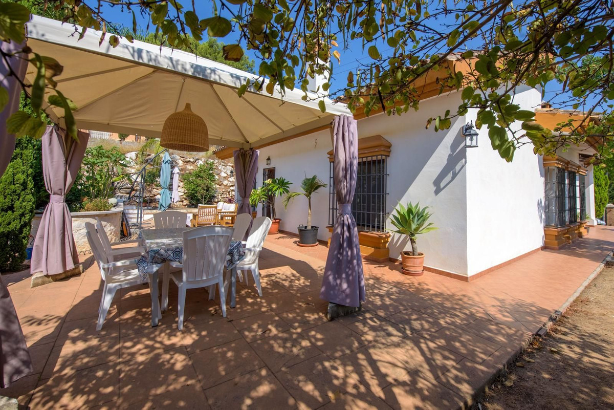 Huis te koop in Alhaurín de la Torre | 4 slaapkamers H5100988