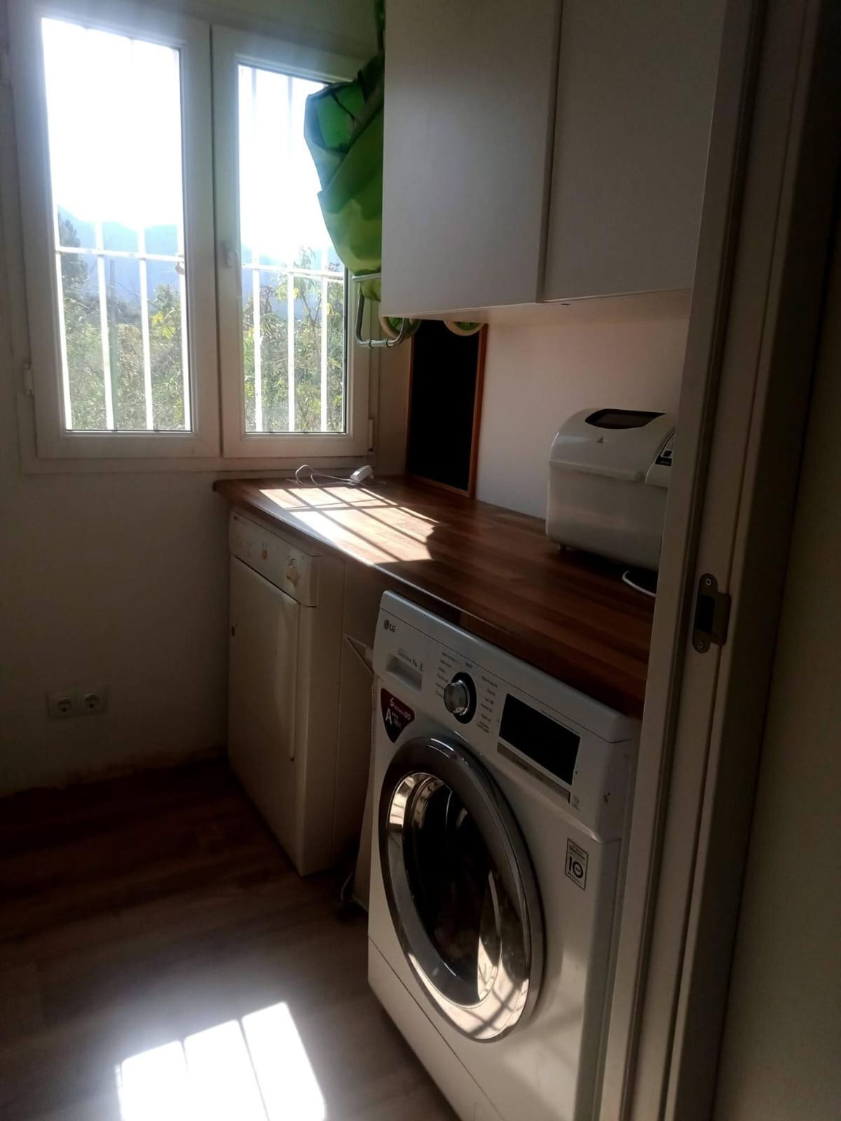 House for sale in Alhaurín de la Torre | 4 bedrooms H5105935