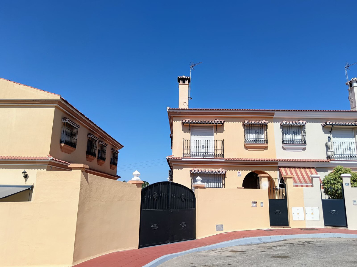 House for sale in Alhaurín de la Torre | 3 bedrooms H5112373