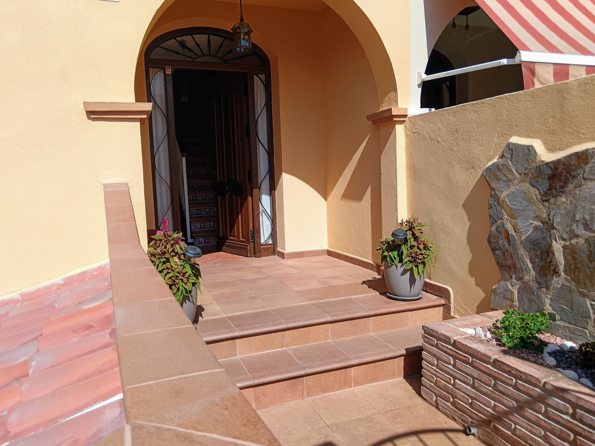 House for sale in Alhaurín de la Torre | 3 bedrooms H5112373