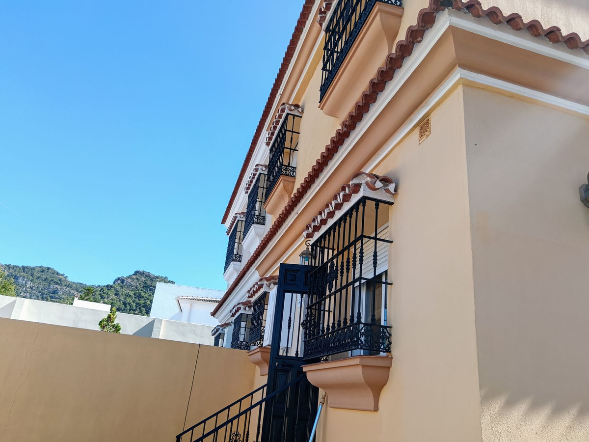 House for sale in Alhaurín de la Torre | 3 bedrooms H5112373