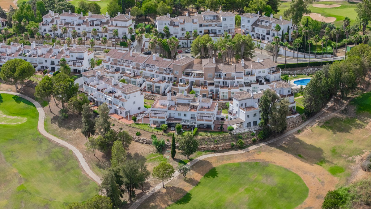 Huis te koop in Alhaurín de la Torre | 4 slaapkamers H5124142