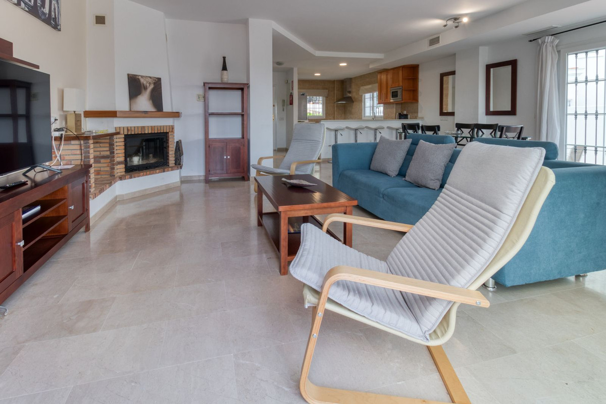 Huis te koop in Alhaurín de la Torre | 4 slaapkamers H5124142