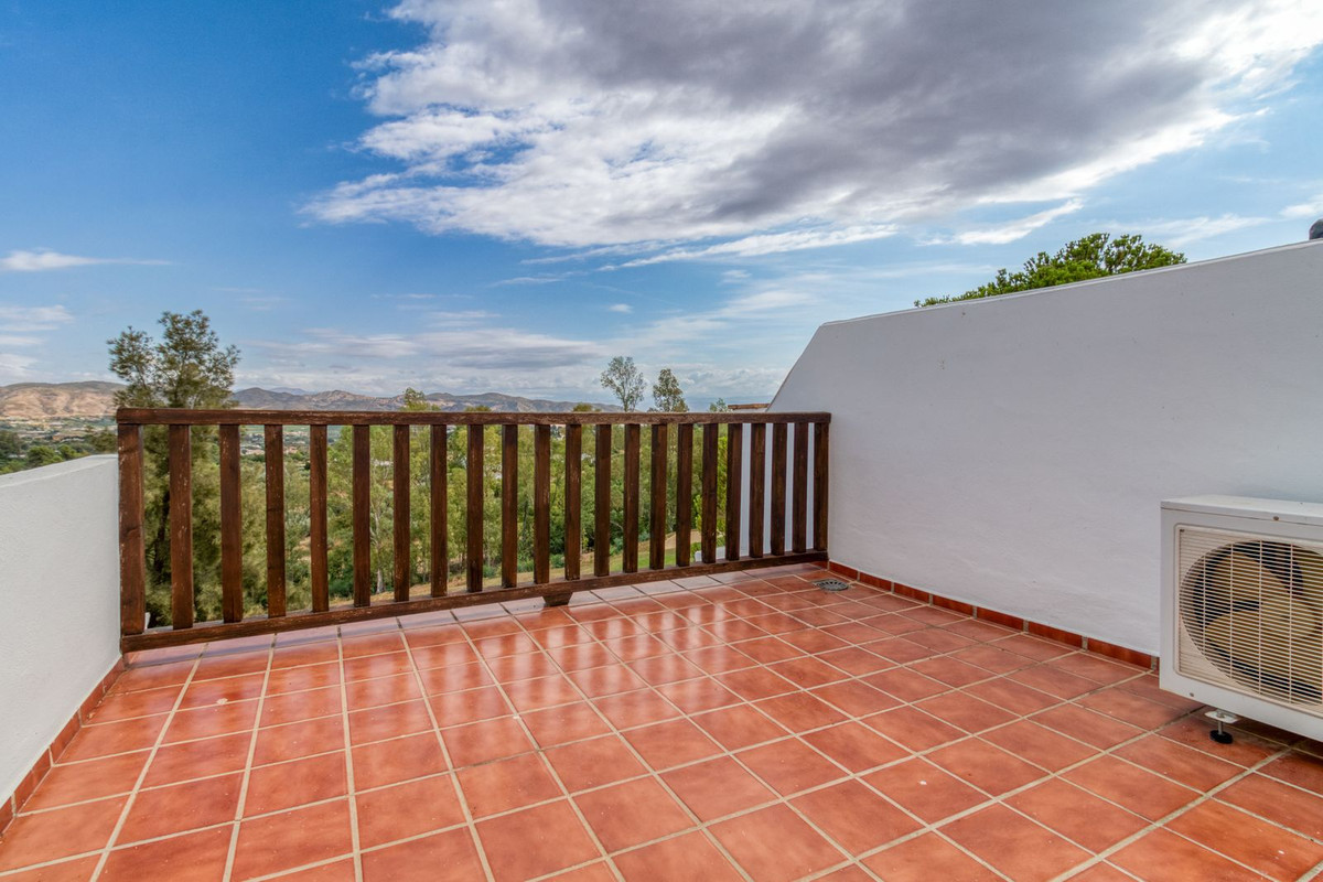 Huis te koop in Alhaurín de la Torre | 4 slaapkamers H5124142