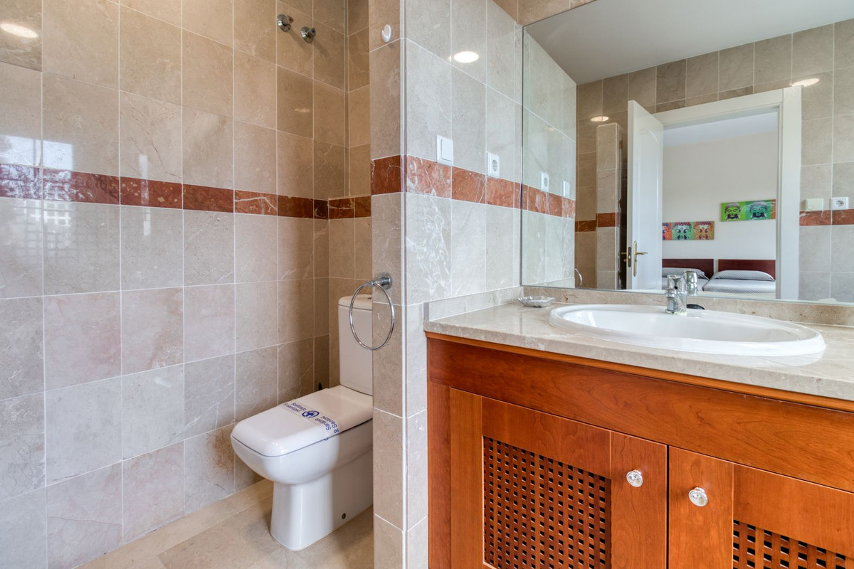 Huis te koop in Alhaurín de la Torre | 4 slaapkamers H5124142