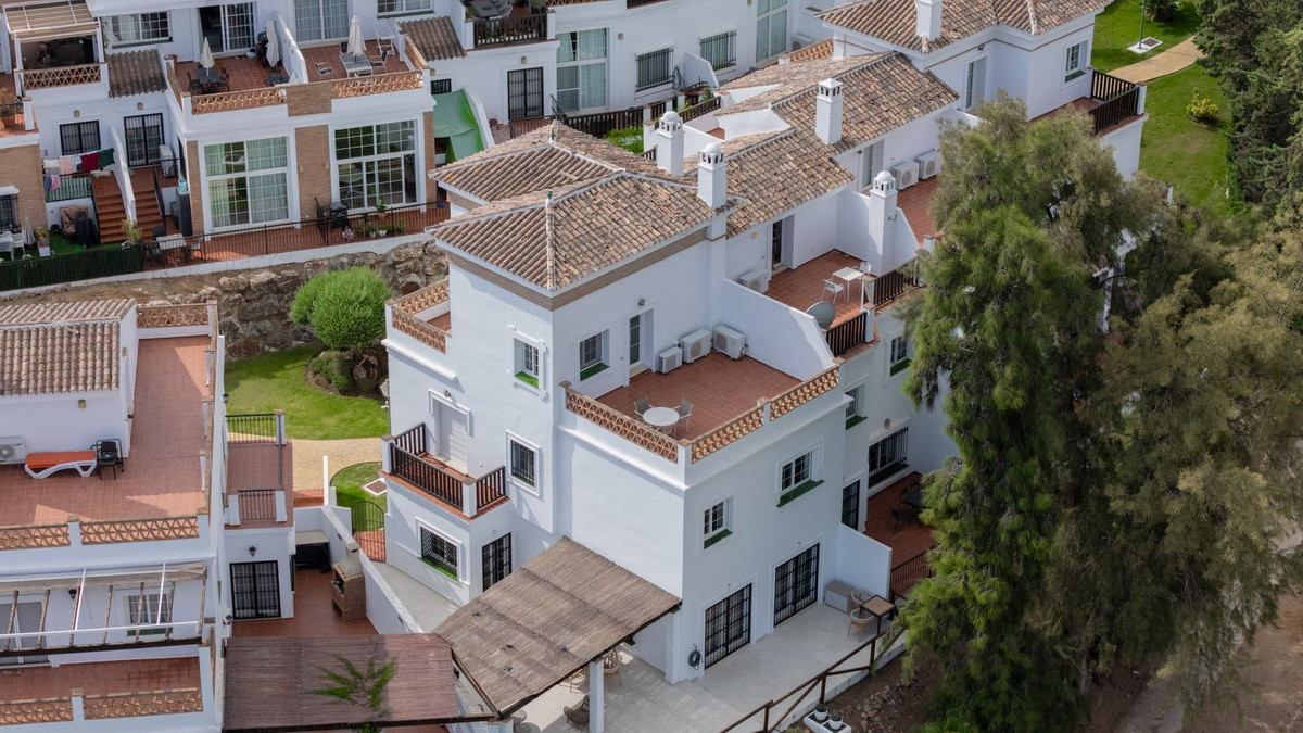 Huis te koop in Alhaurín de la Torre | 4 slaapkamers H5124142