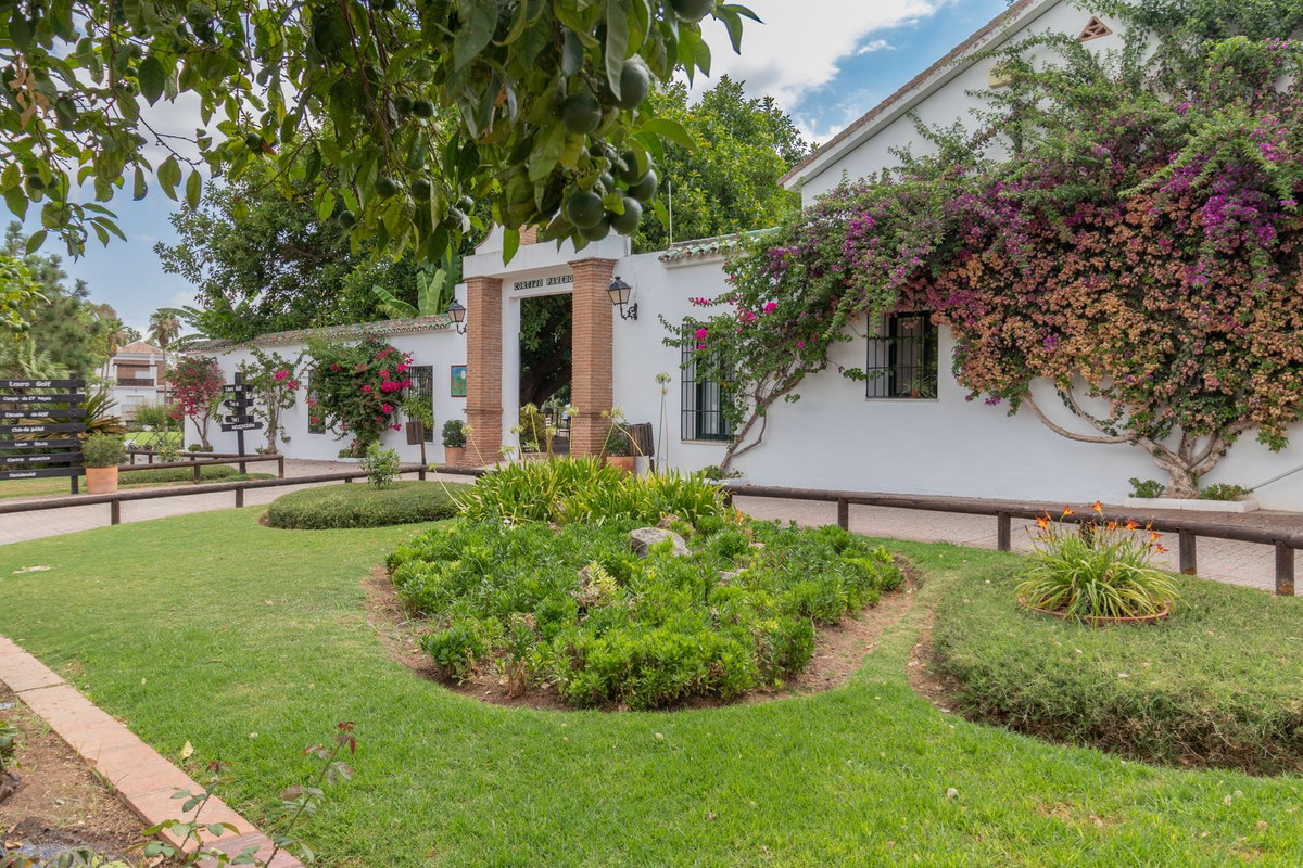 Huis te koop in Alhaurín de la Torre | 4 slaapkamers H5124142