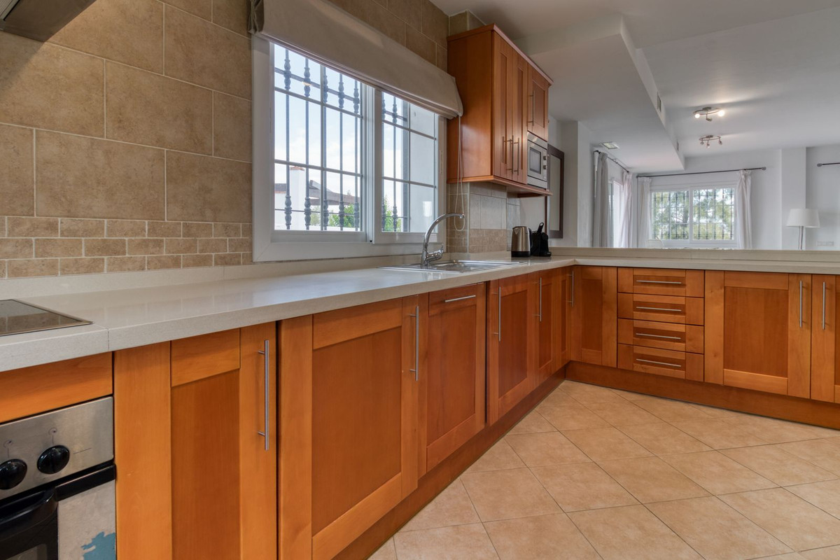 Huis te koop in Alhaurín de la Torre | 4 slaapkamers H5124142