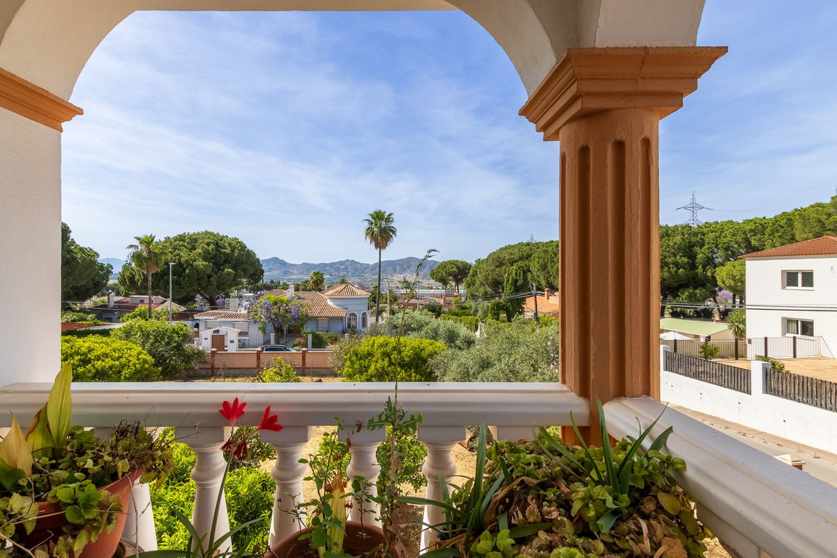 Huis te koop in Alhaurín de la Torre | 4 slaapkamers H5131033