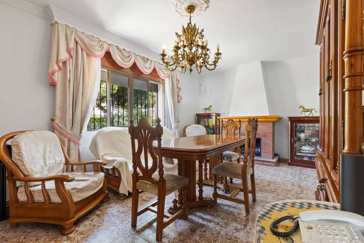 Huis te koop in Alhaurín de la Torre | 4 slaapkamers H5131033
