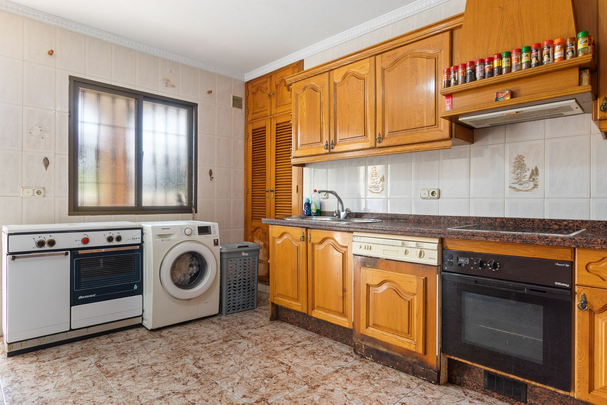 Huis te koop in Alhaurín de la Torre | 4 slaapkamers H5131033