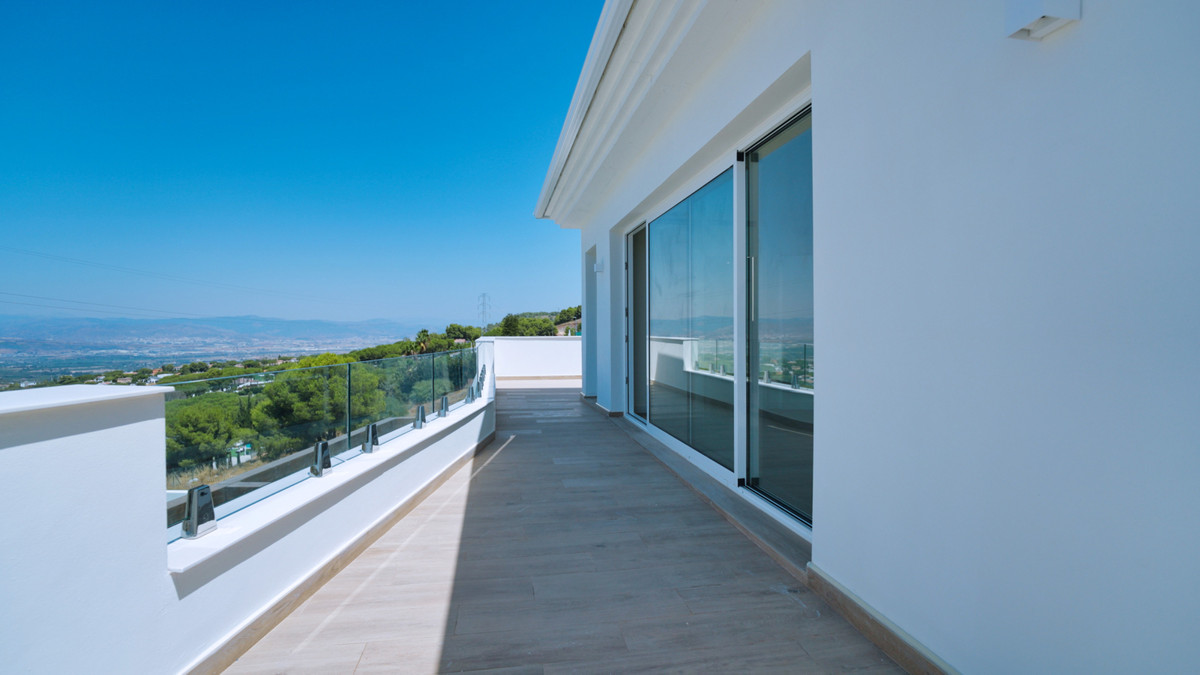 Huis te koop in Alhaurín de la Torre | 4 slaapkamers H5140837