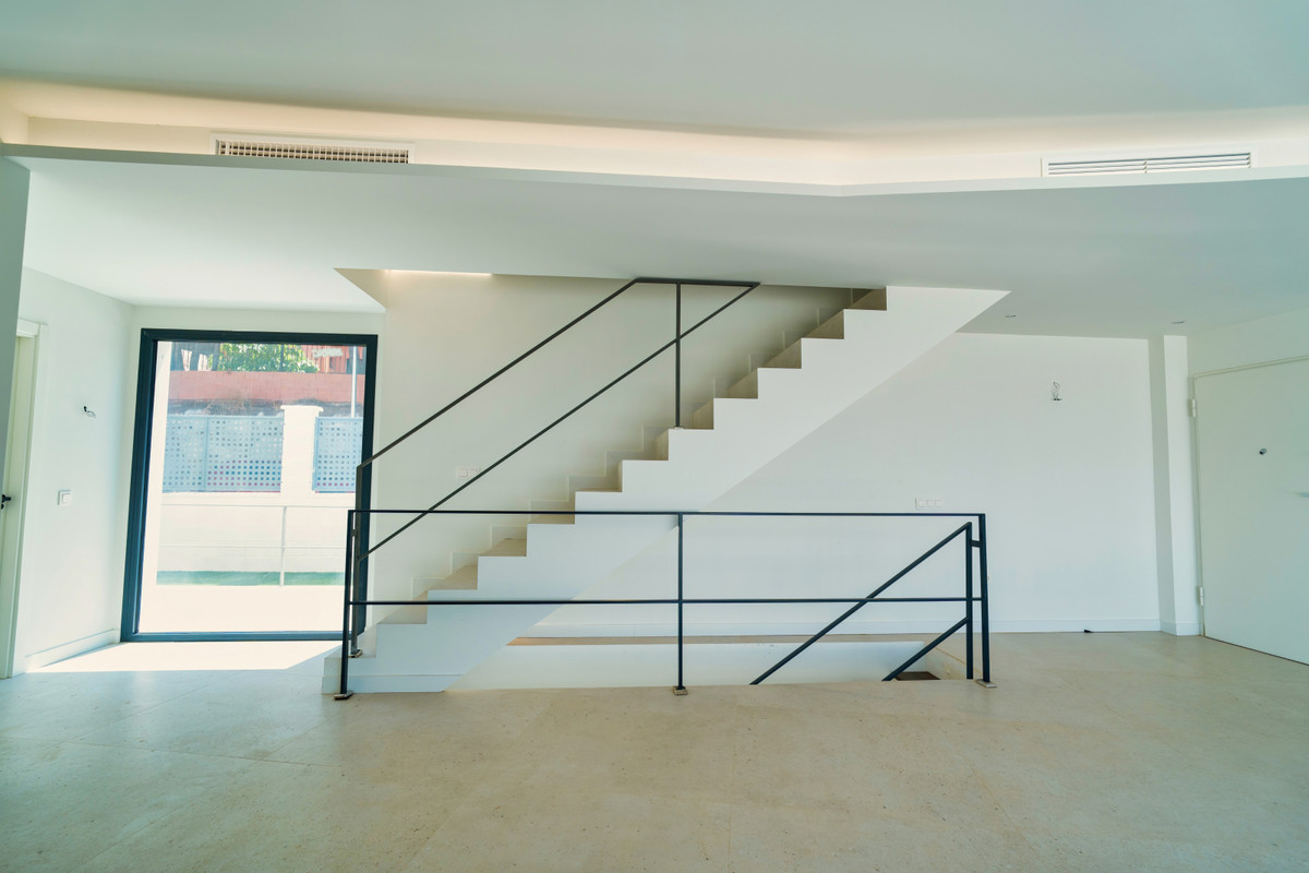 Huis te koop in Alhaurín de la Torre | 4 slaapkamers H5140837