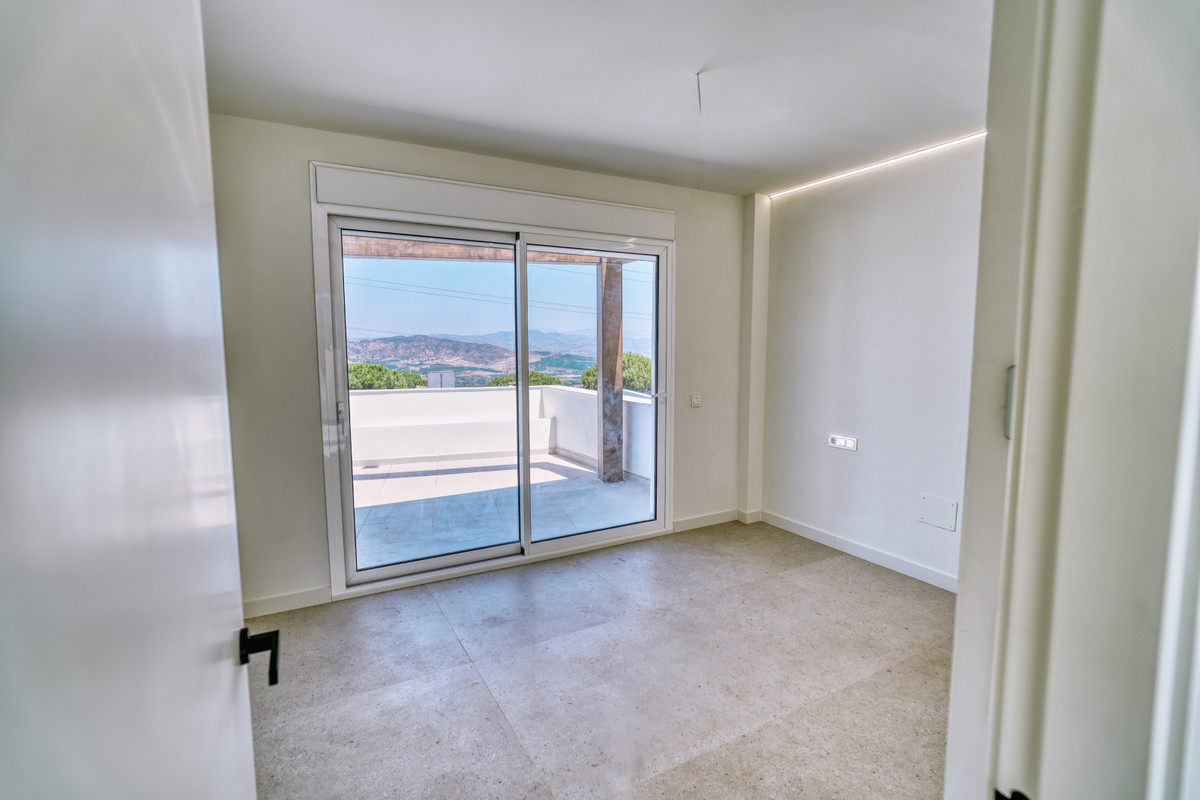 Huis te koop in Alhaurín de la Torre | 4 slaapkamers H5140837