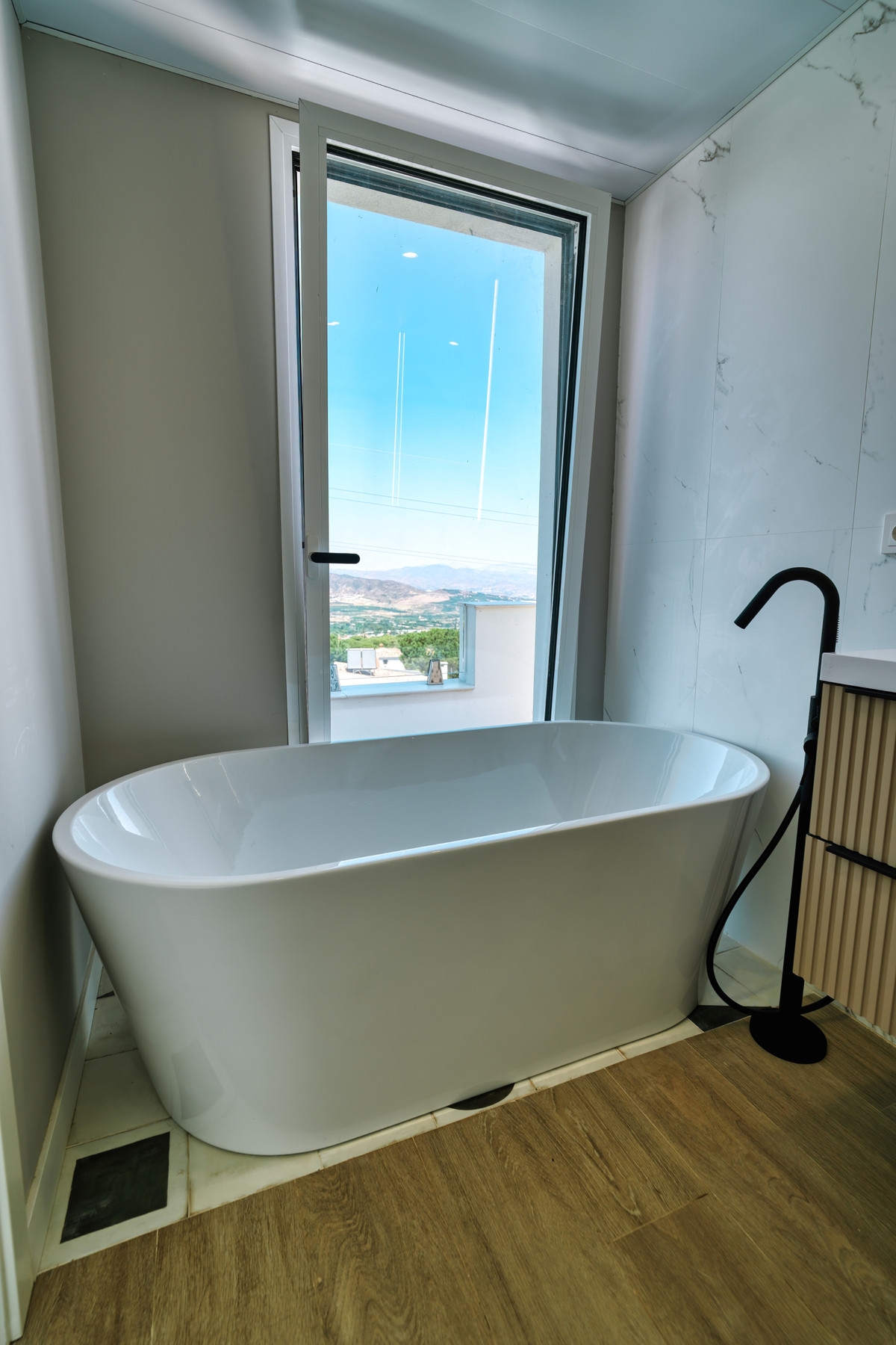 Huis te koop in Alhaurín de la Torre | 4 slaapkamers H5140837