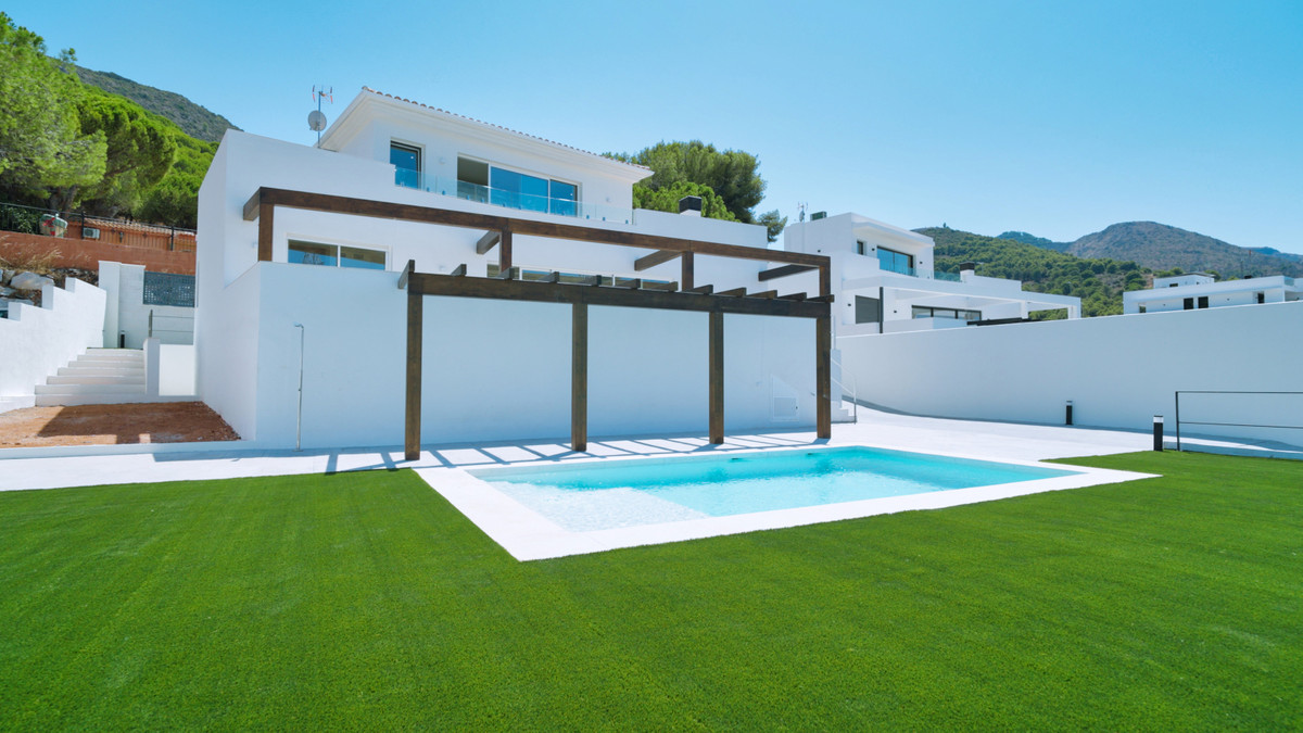 Huis te koop in Alhaurín de la Torre | 4 slaapkamers H5140837