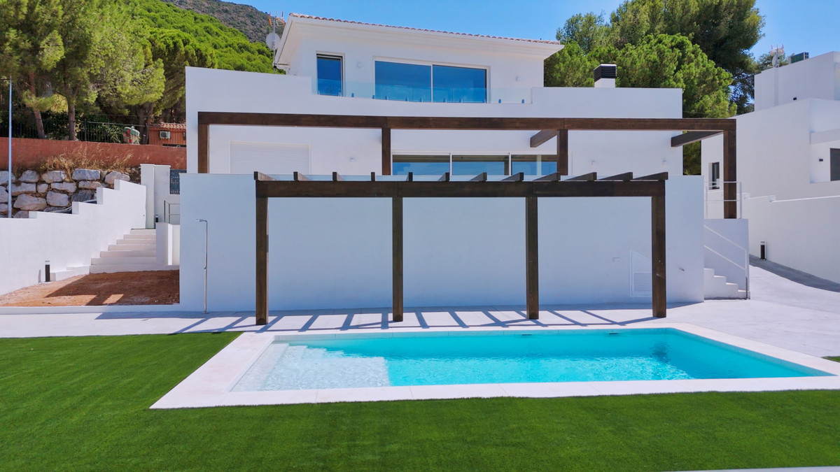Huis te koop in Alhaurín de la Torre | 4 slaapkamers H5140837