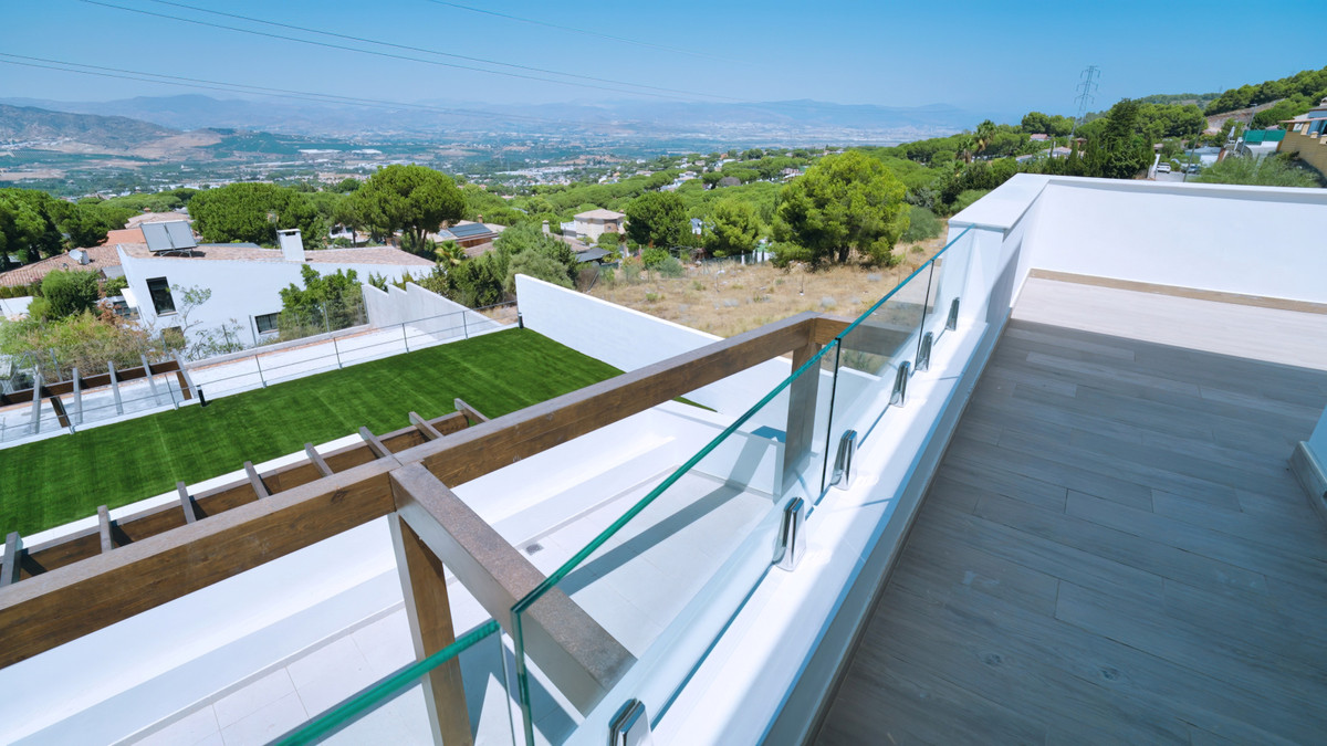 Huis te koop in Alhaurín de la Torre | 4 slaapkamers H5140837