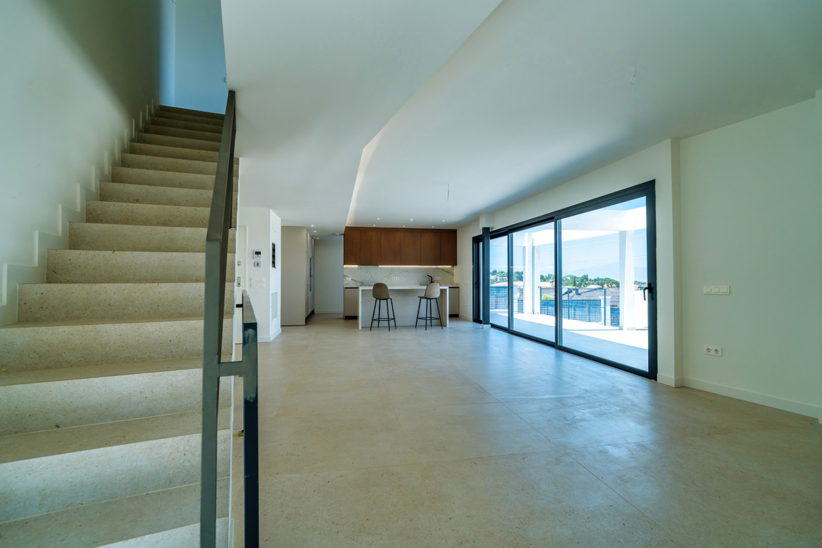 Huis te koop in Alhaurín de la Torre | 4 slaapkamers H5140837
