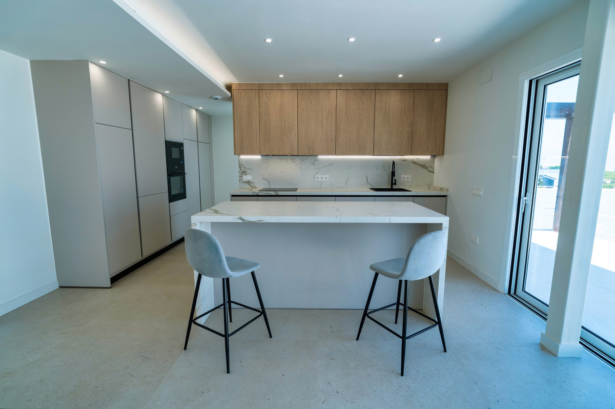 Huis te koop in Alhaurín de la Torre | 4 slaapkamers H5140837