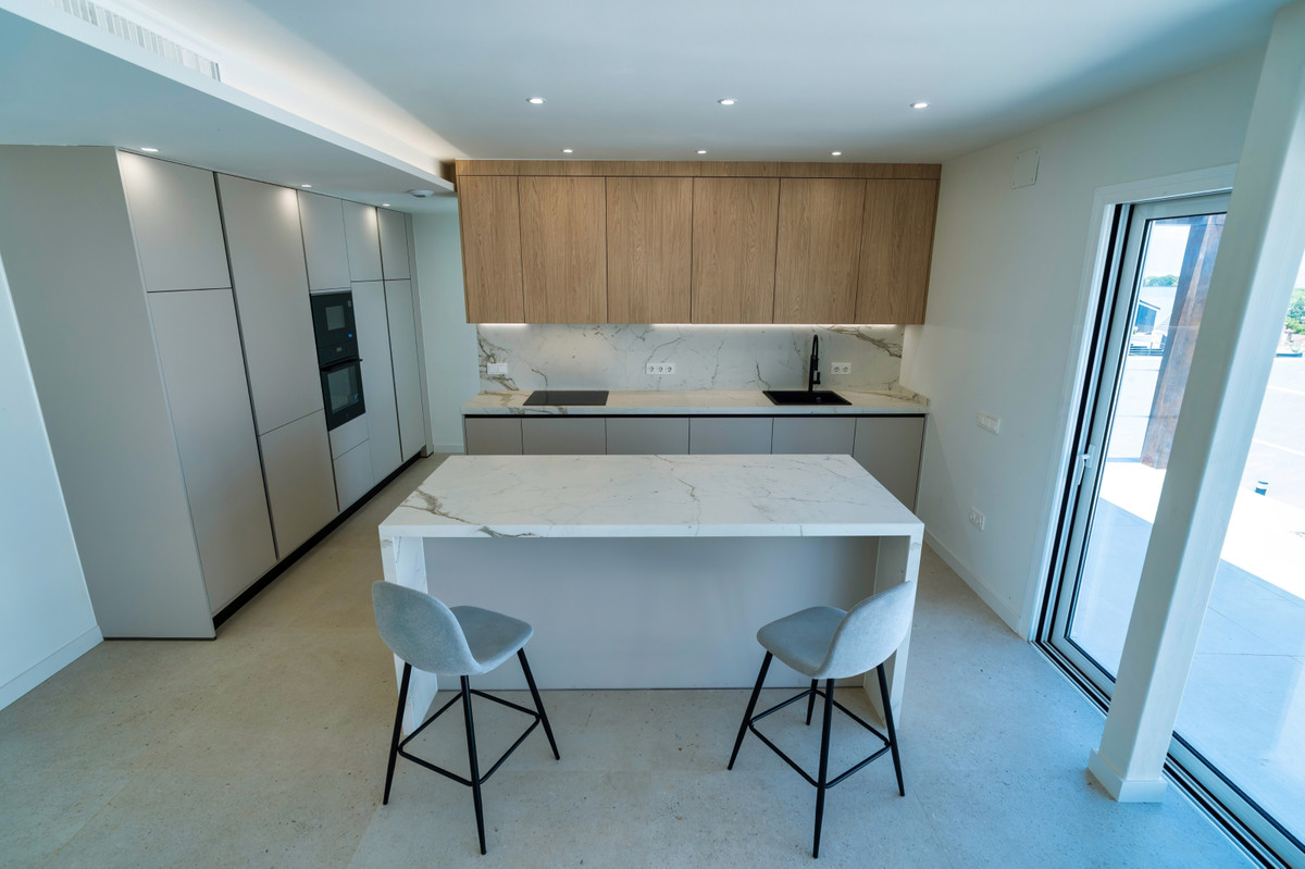 Huis te koop in Alhaurín de la Torre | 4 slaapkamers H5140837