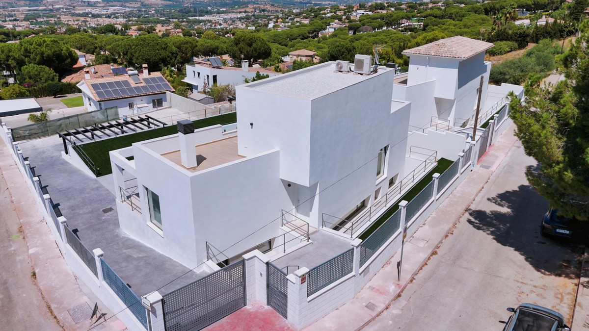 Huis te koop in Alhaurín de la Torre | 4 slaapkamers H5140837