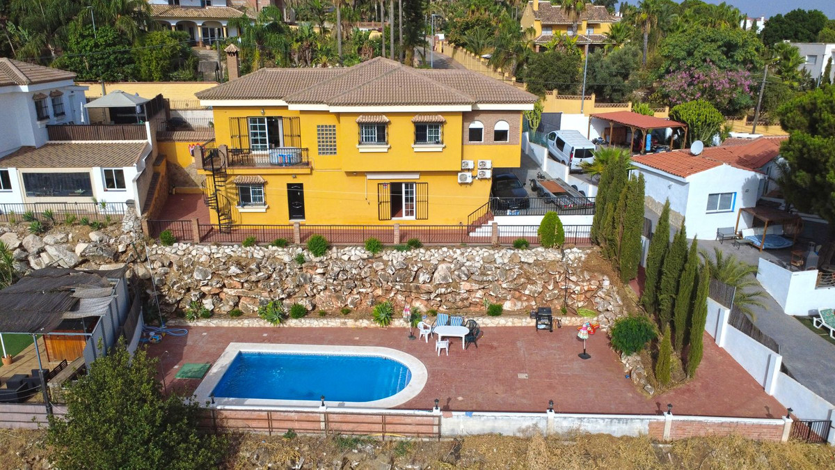 Huis te koop in Alhaurín de la Torre | 5 slaapkamers H5144791