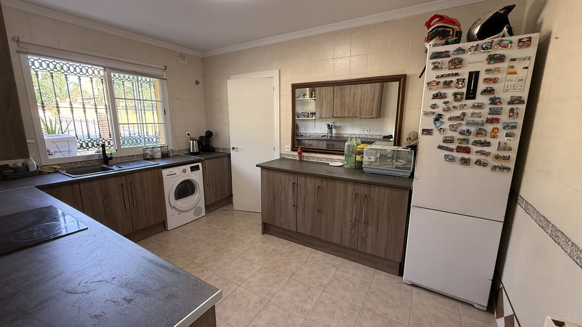 Huis te koop in Alhaurín de la Torre | 5 slaapkamers H5144791