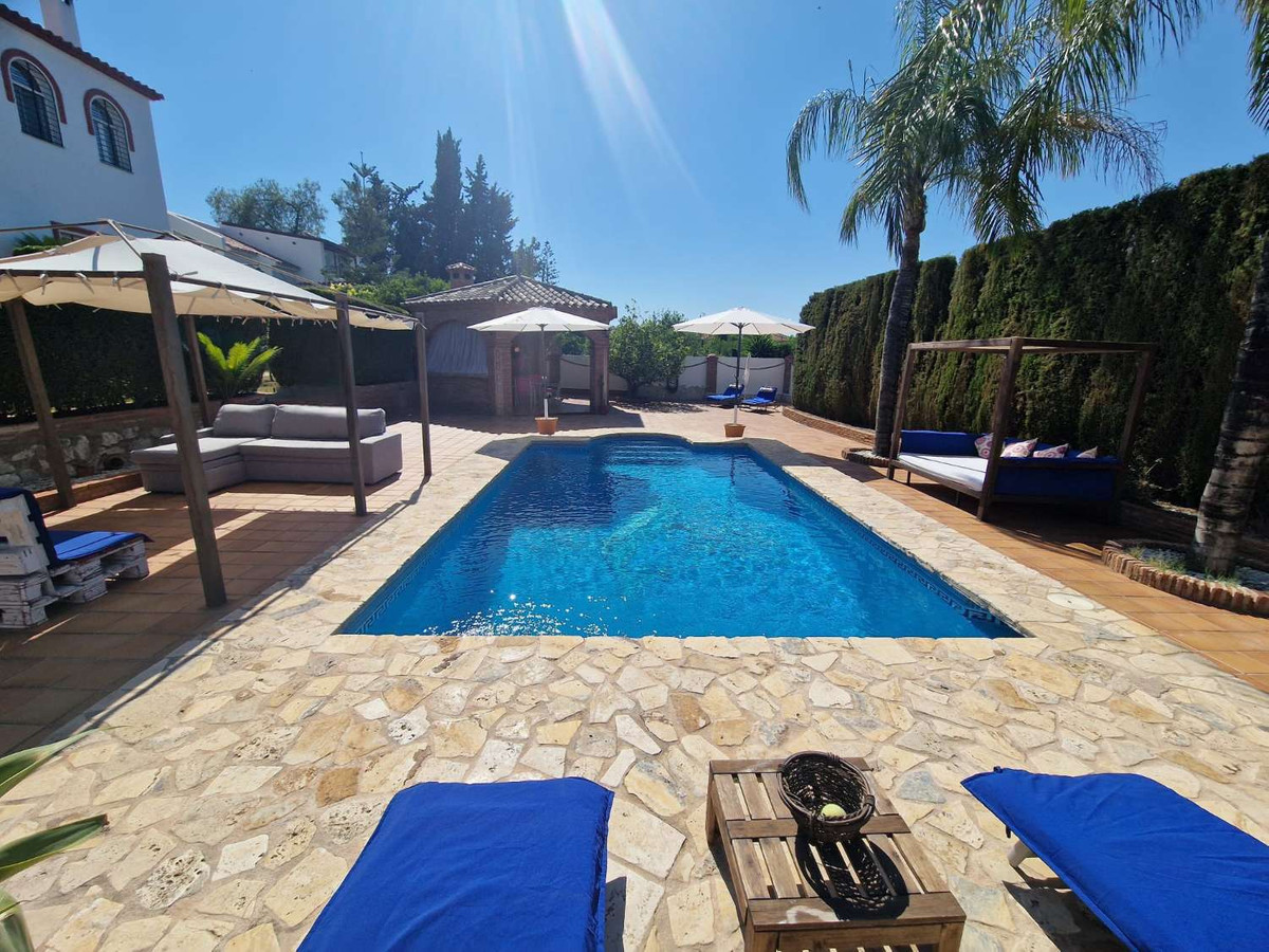 Huis te koop in Alhaurín de la Torre | 4 slaapkamers H5155327